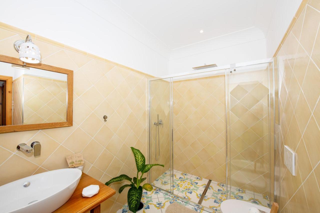 La Borragine Rooms 波西塔諾 外观 照片